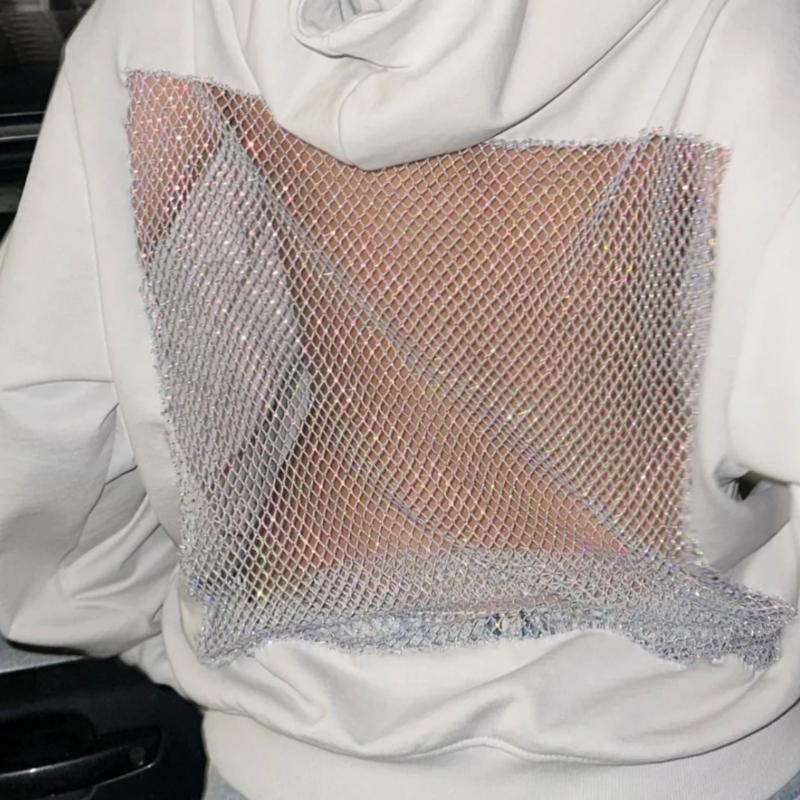 Lirane™ | Stilren Tröja med Kristallrygg