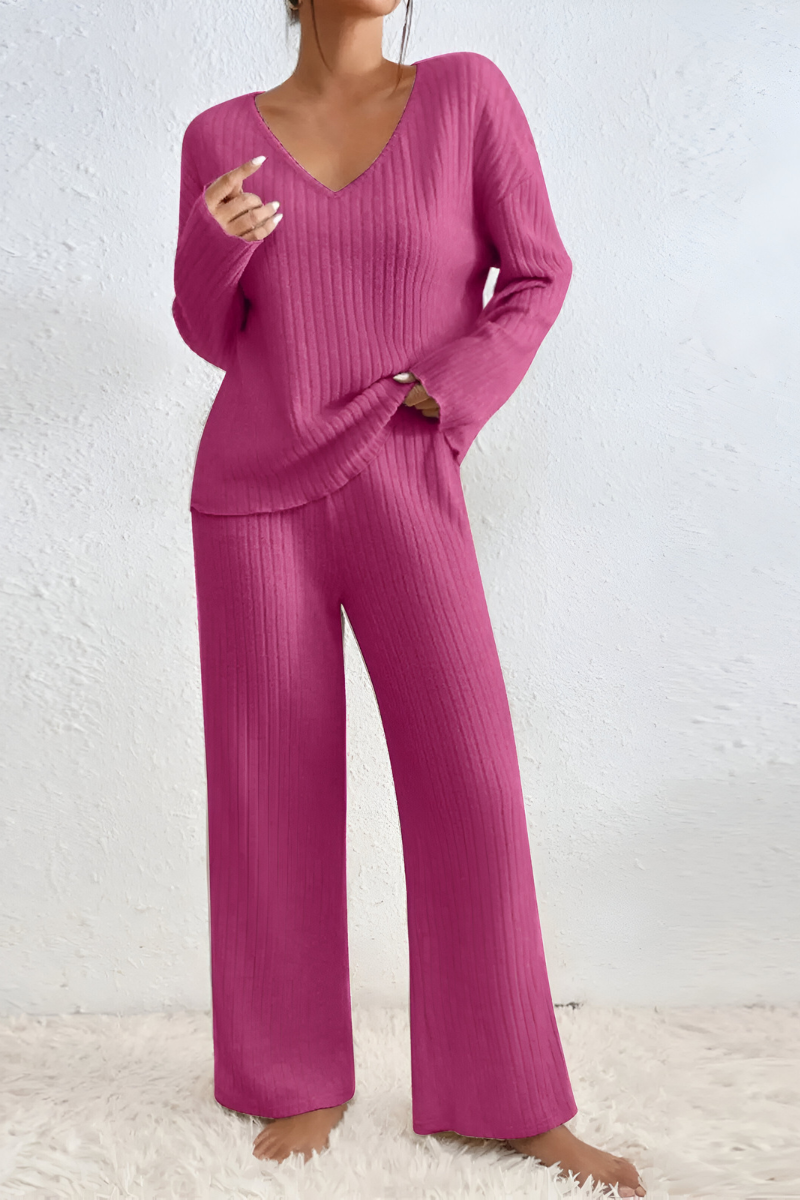 Amaris™ | Mjukt ribbat stickat loungset