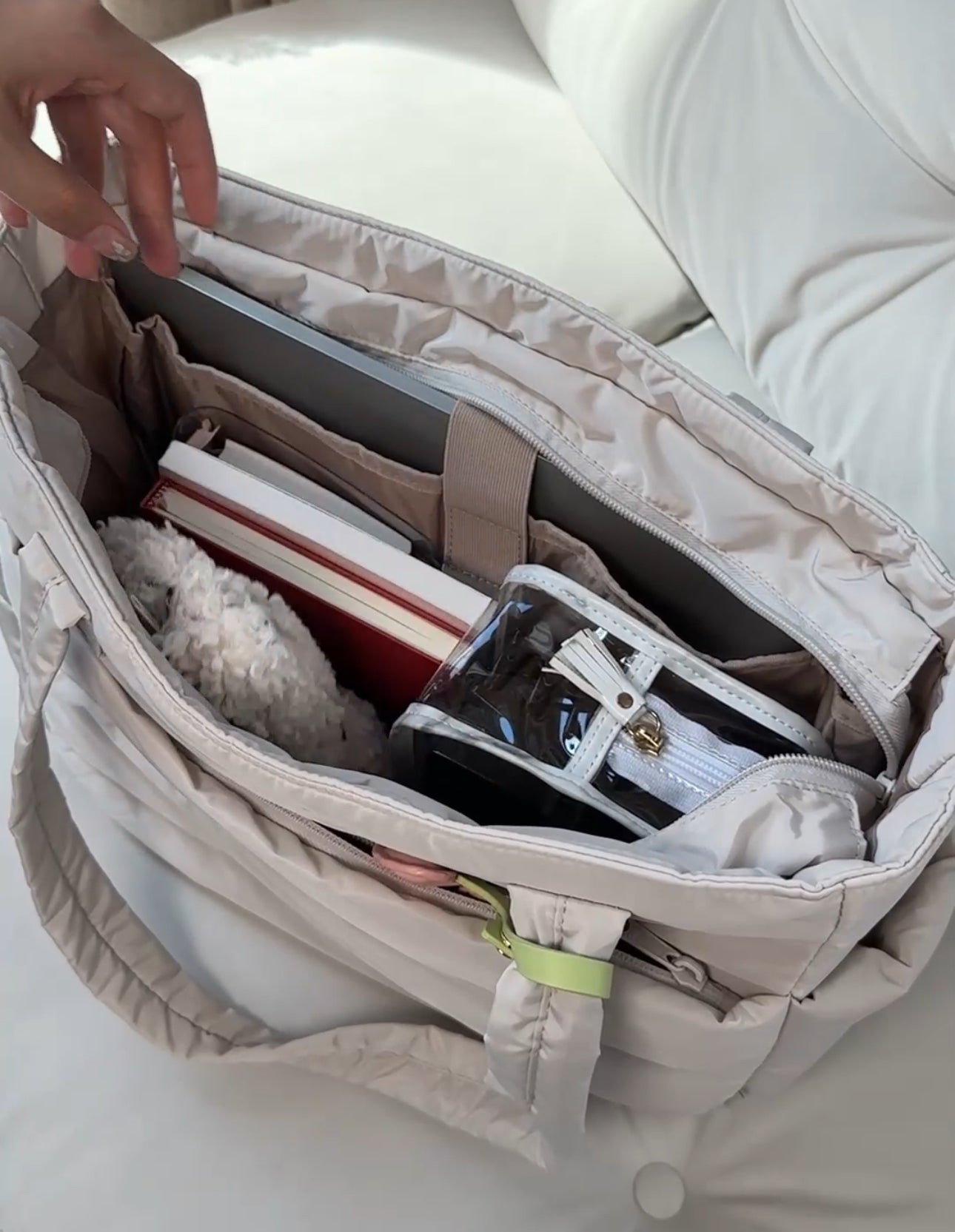 Lovy™ | Pufferväska